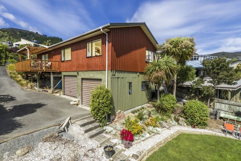 Photo of property in 11 Clovelly Street, Atawhai, Nelson, 7010