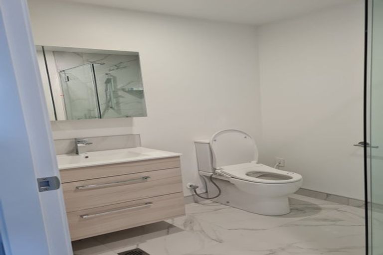 Photo of property in 2/4 Johnston Grove, Taita, Lower Hutt, 5011