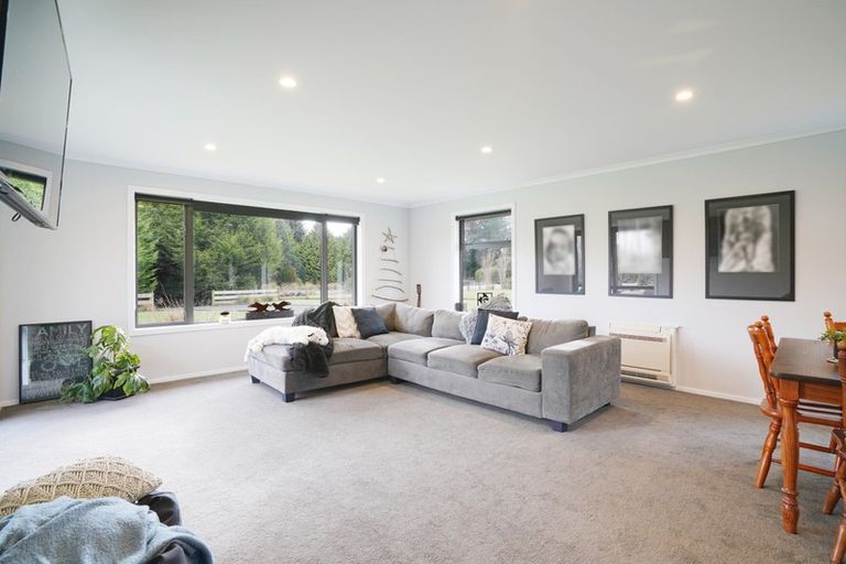 Photo of property in 93 Drysdale Road, Myross Bush, Invercargill, 9872