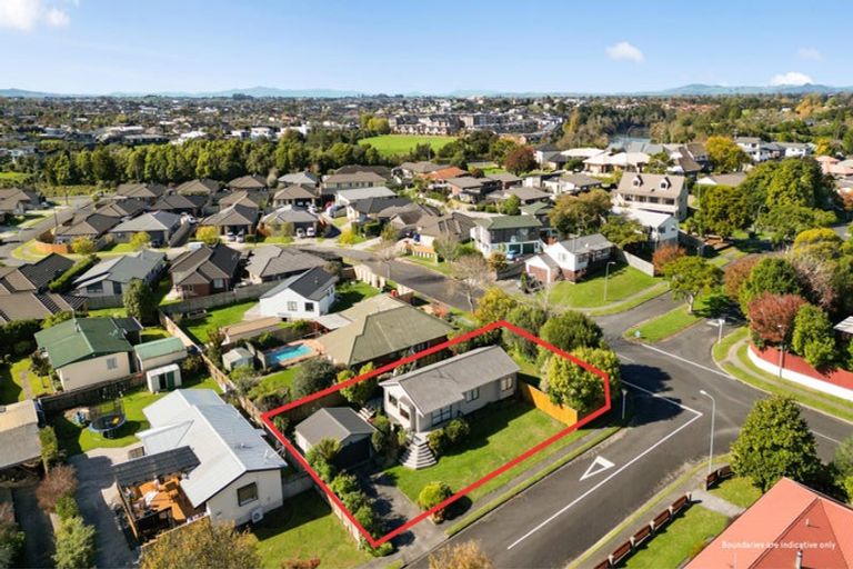 Photo of property in 2 Emma Place, Pukete, Hamilton, 3200