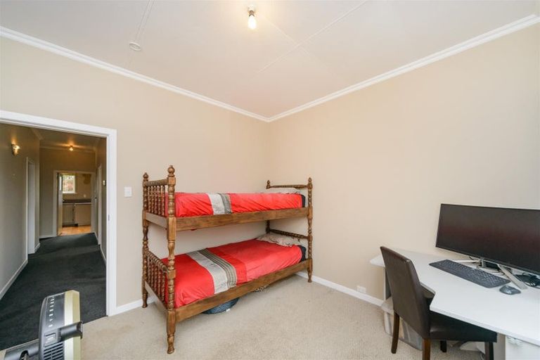 Photo of property in 15 Maunder Street, Marton, 4710