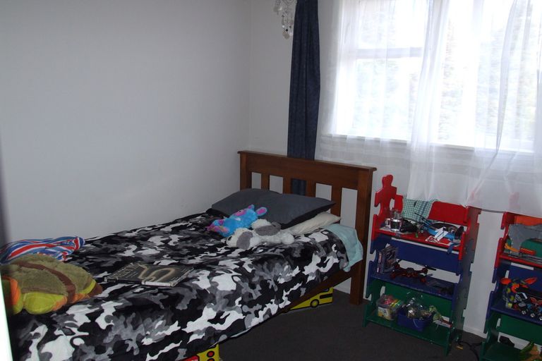 Photo of property in 4 Kauri Drive, Wairakei, Taupo, 3332