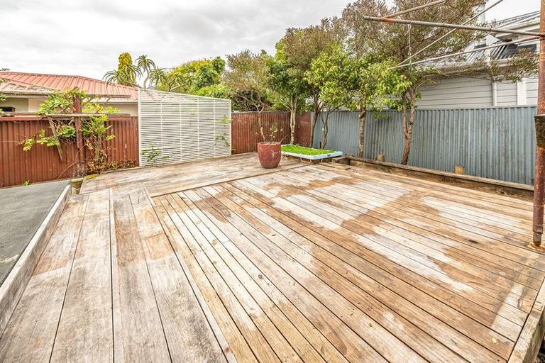 Photo of property in 3 Jackson Street, College Estate, Whanganui, 4500