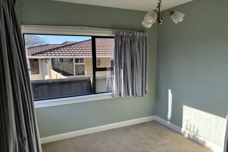 Photo of property in 11 Wittys Road, Avonhead, Christchurch, 8042