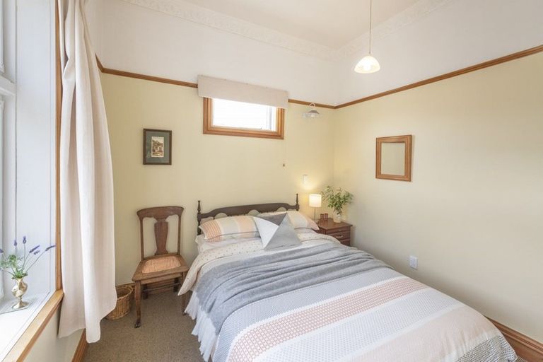 Photo of property in 5 Derby Street, Mount Victoria, Wellington, 6011