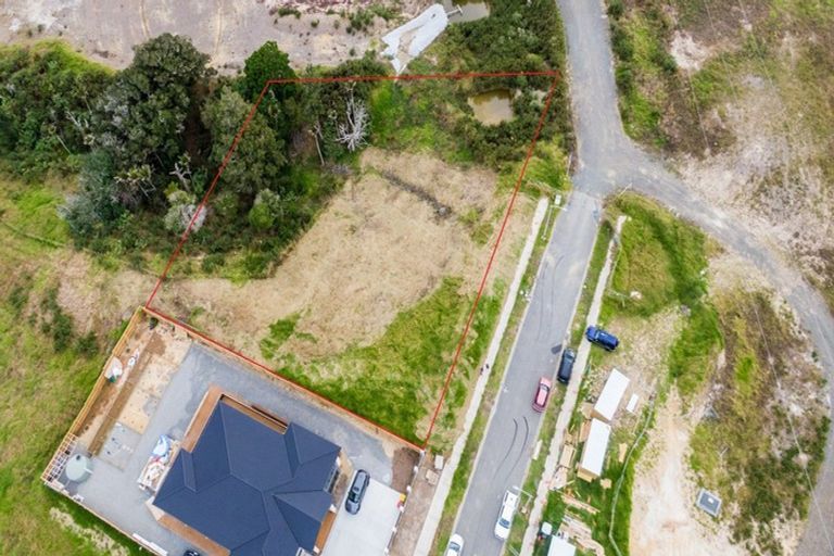 Photo of property in 32 Annmarie Avenue, Totara Park, Auckland, 2019