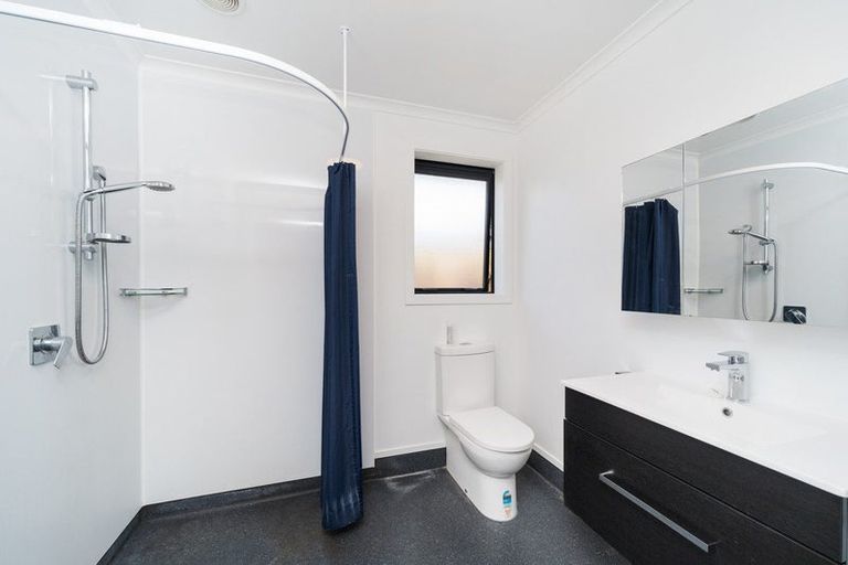 Photo of property in 8b Sinclair Avenue, Highbury, Palmerston North, 4412