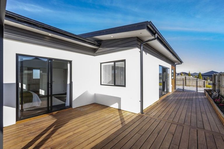 Photo of property in 7 Dianthus Place, Wigram, Christchurch, 8025