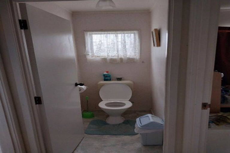 Photo of property in 217a Parkhurst Road, Parakai, 0830