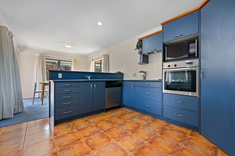 Photo of property in 2 Wilfred Street, St Andrews, Hamilton, 3200