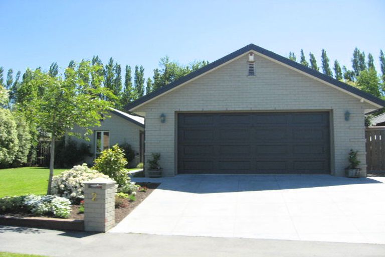 Photo of property in 2 Creedon Glen, Casebrook, Christchurch, 8051