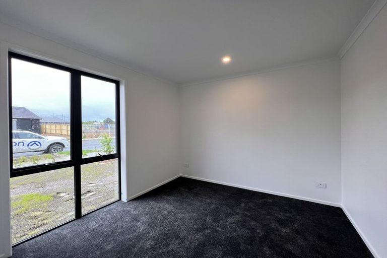 Photo of property in 8 Steppe Drive, Ramarama, 2579