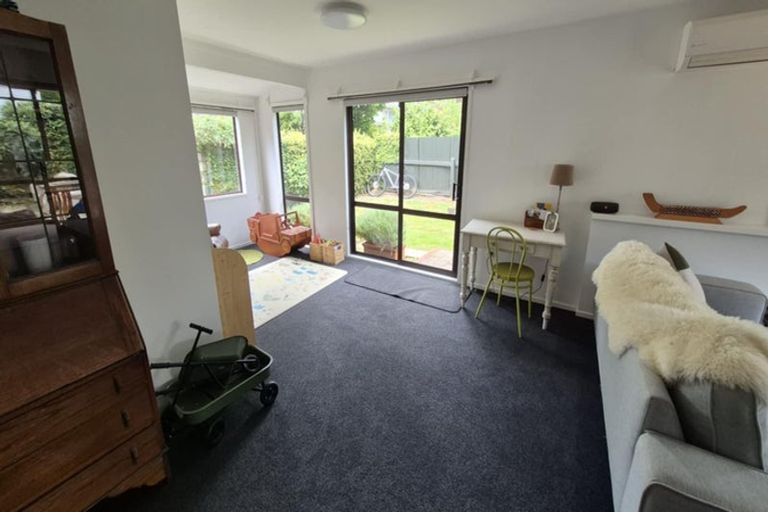 Photo of property in 142 Victoria Avenue, Hokowhitu, Palmerston North, 4410