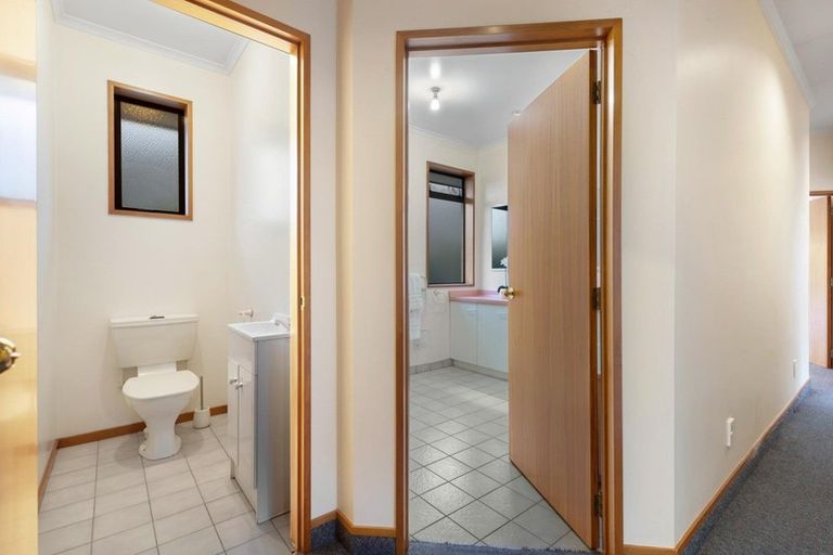 Photo of property in 8 Remarkables Crescent, Frankton, Queenstown, 9300