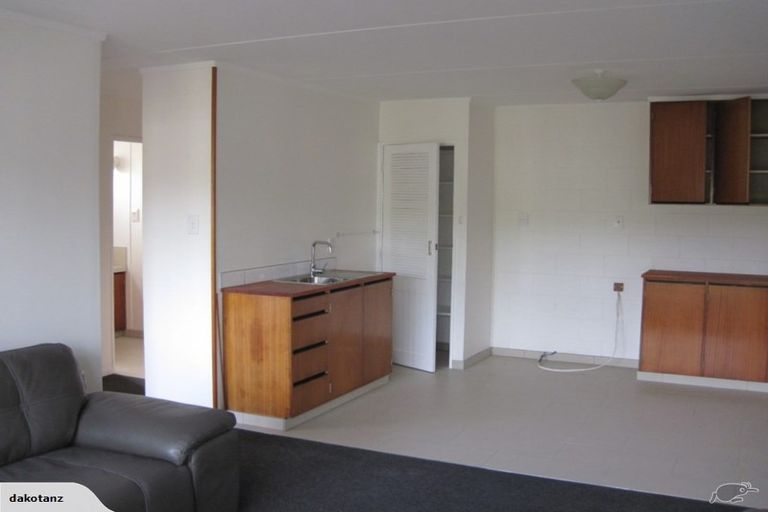 Photo of property in 28 Mountain Road, Morningside, Whangarei, 0110