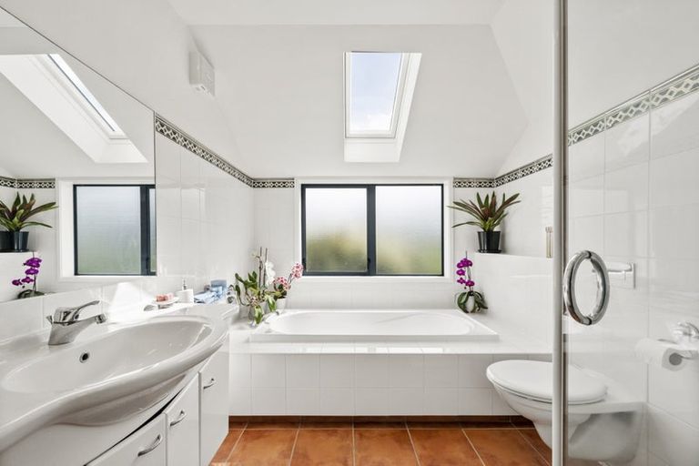 Photo of property in 5/96 Austin Street, Mount Victoria, Wellington, 6011