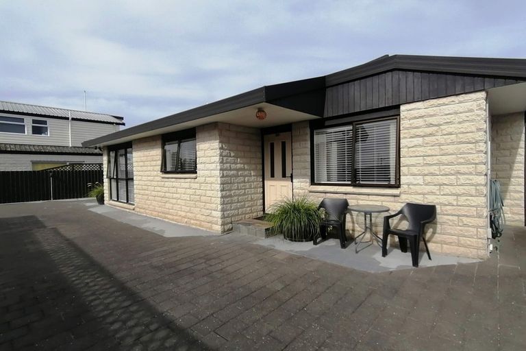 Photo of property in 53c Church Road, Taradale, Napier, 4112
