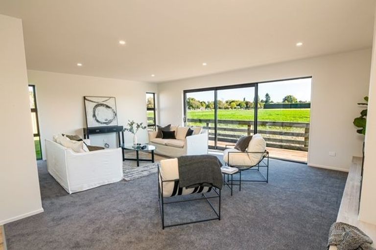 Photo of property in 7 Grey View Grove, Rangiora, 7400