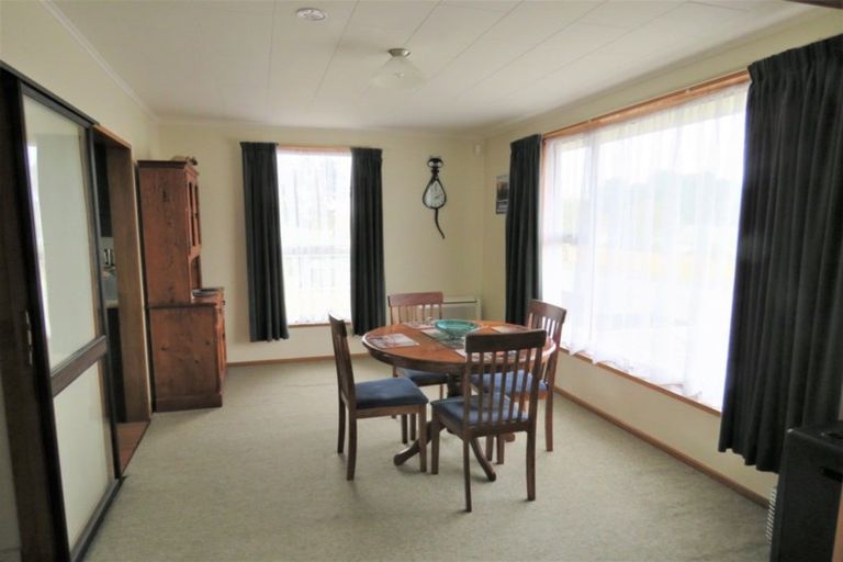 Photo of property in 10 College Street, Oamaru North, Oamaru, 9400