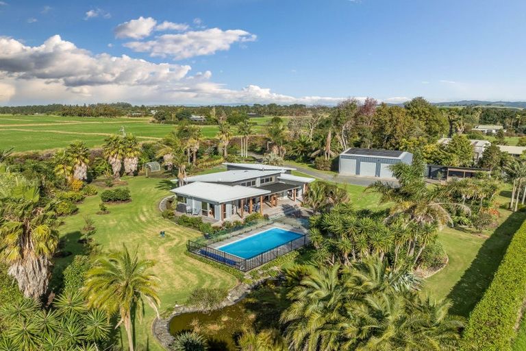 Photo of property in 650 One Tree Point Road, Ruakaka, Whangarei, 0171