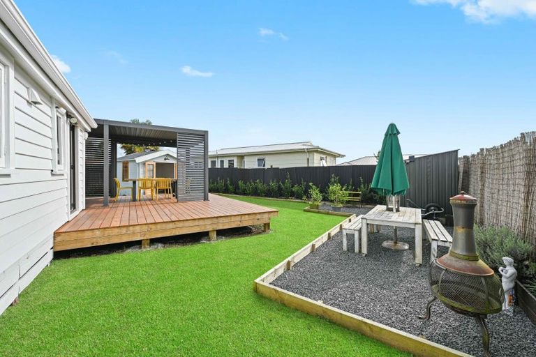 Photo of property in 4 Sunnyside Road, Nawton, Hamilton, 3200