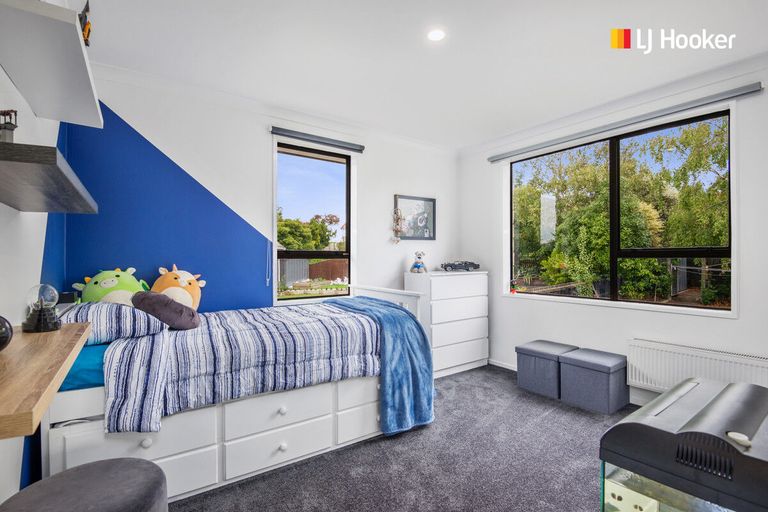 Photo of property in 12 Hogan Place, Fairfield, Dunedin, 9018