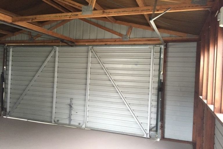 Photo of property in 1/56 Shifnal Drive, Randwick Park, Auckland, 2105