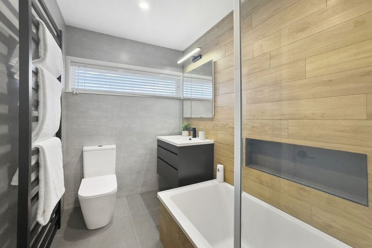 Photo of property in 84 Tiraumea Drive, Pakuranga, Auckland, 2010