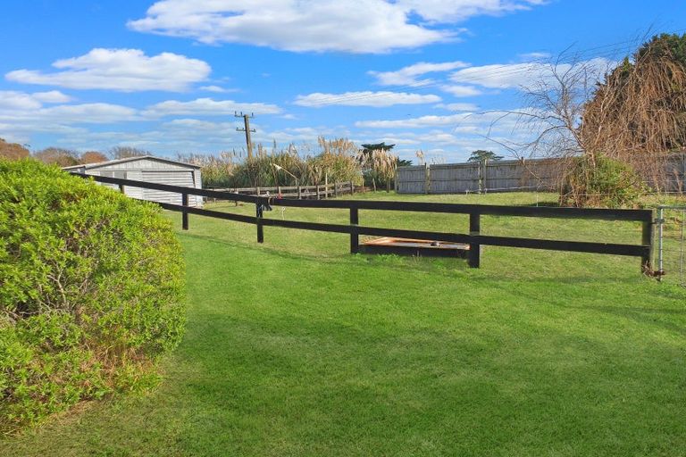 Photo of property in 282 Hickford Road, Foxton, 4891