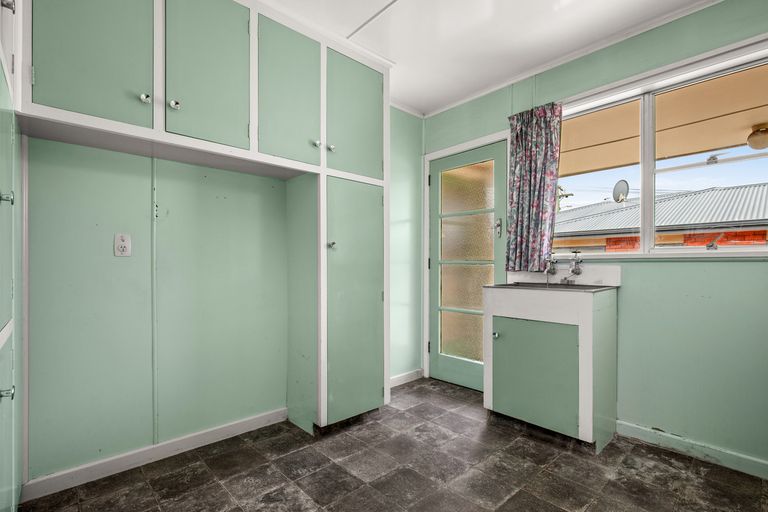 Photo of property in 9 Ashworth Street, Alexandra, 9320