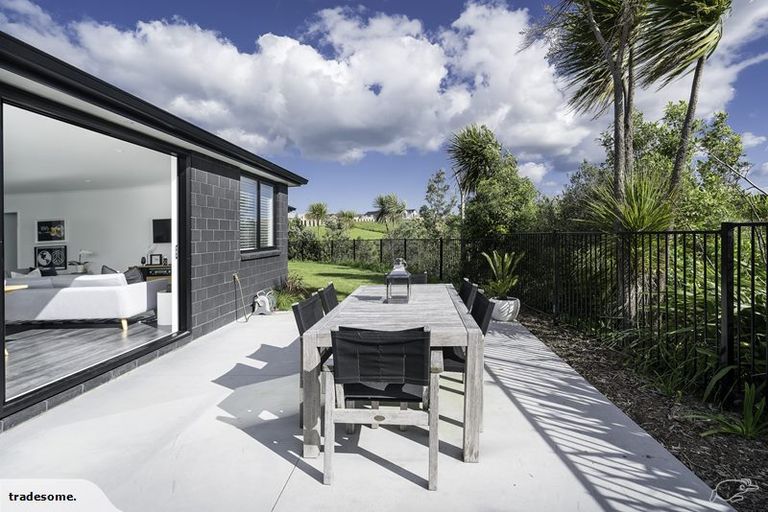Photo of property in 9 Shannon Lane, Pyes Pa, Tauranga, 3112