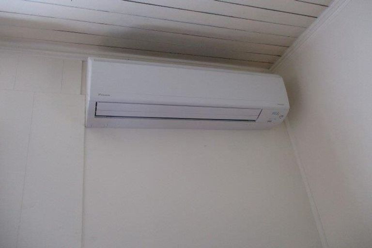 Photo of property in 19 Laura Street, Lumsden, 9730