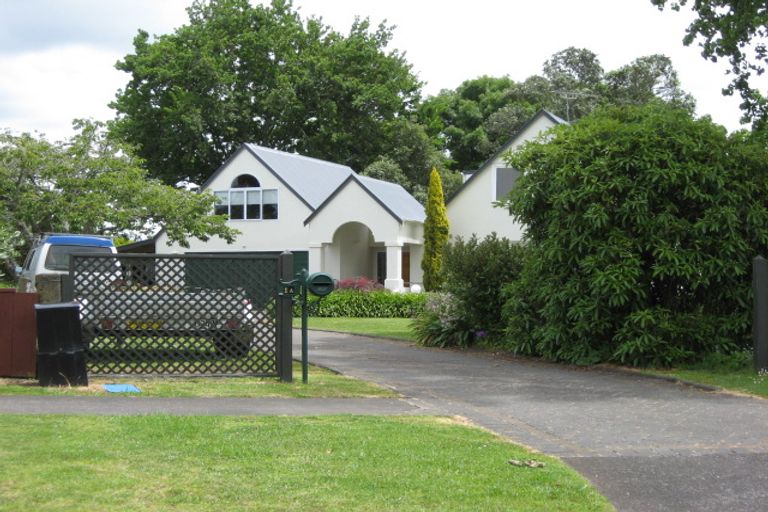 Photo of property in 2 Ashby Place, Pukekohe, 2120