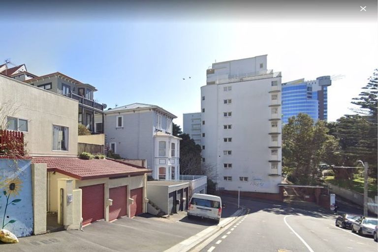 Photo of property in 4a Macdonald Crescent, Te Aro, Wellington, 6011