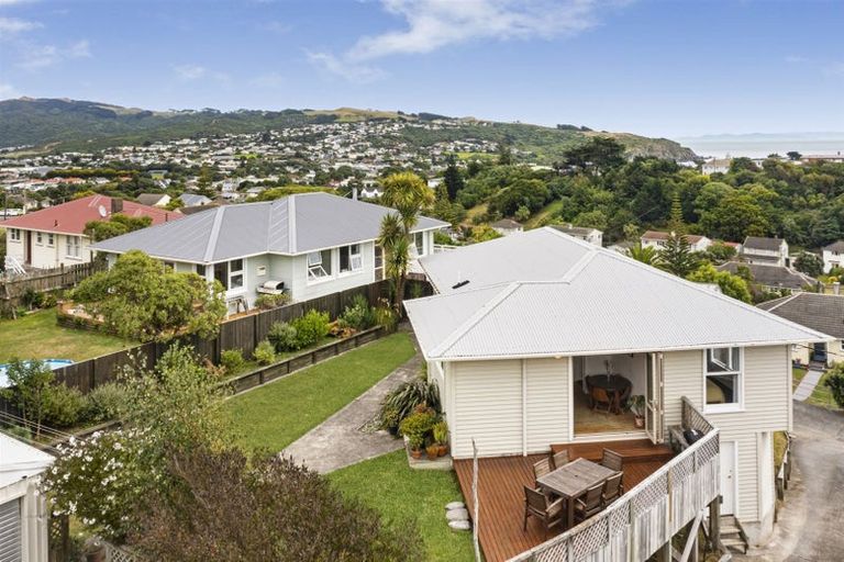 Photo of property in 42 Downes Street, Titahi Bay, Porirua, 5022