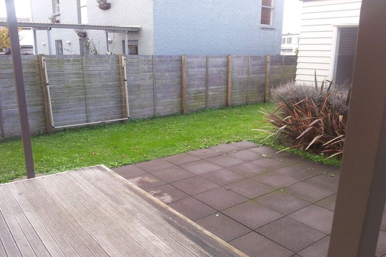 Photo of property in 73 Bruce Pulman Drive, Takanini, 2112