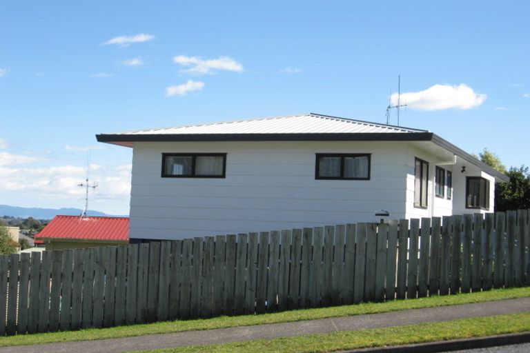 Photo of property in 1 Philomel Crest, Welcome Bay, Tauranga, 3112