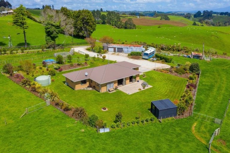 Photo of property in 617a Kaipikari Road, Urenui, 4375