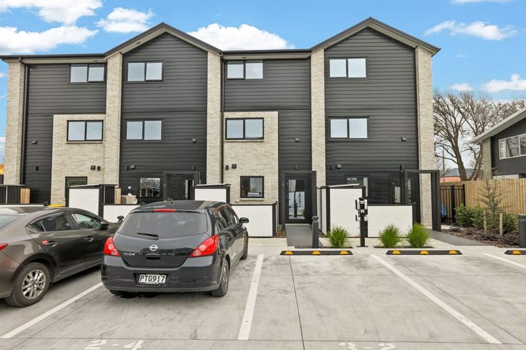 Photo of property in 3/2 Taramea Place, Addington, Christchurch, 8024