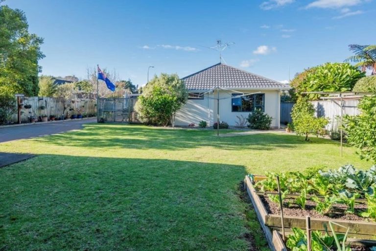 Photo of property in 53 Weggery Drive, Waikanae Beach, Waikanae, 5036