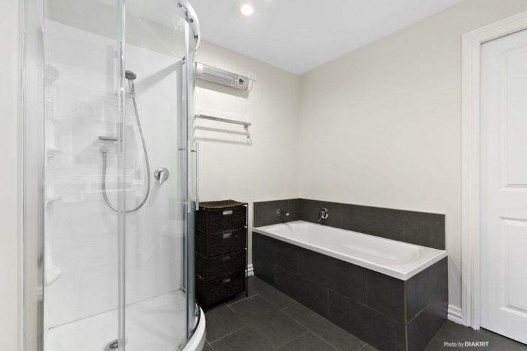 Photo of property in 116 Evans Bay Parade, Roseneath, Wellington, 6021