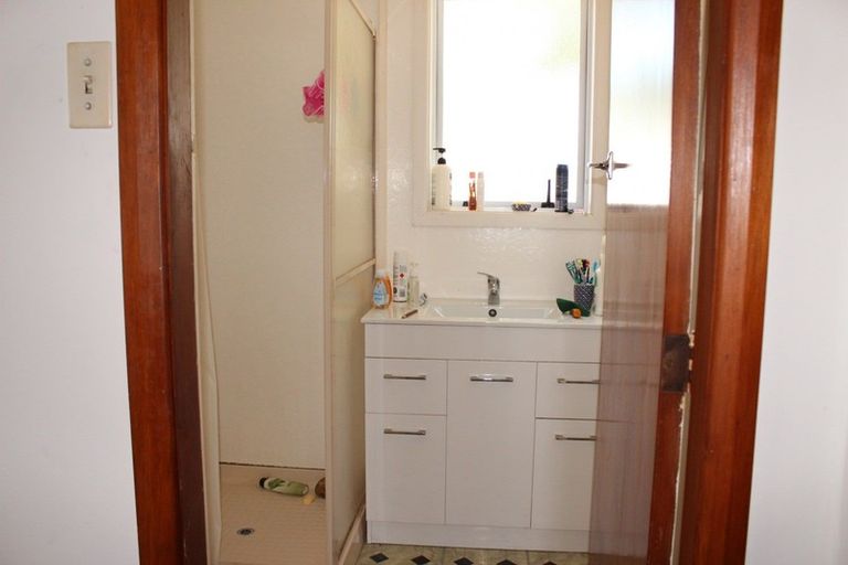 Photo of property in 16 Montrose Road, Waihi, 3610