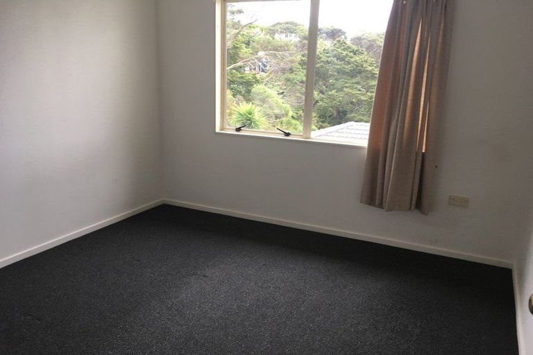 Photo of property in 8 Alice Place, Hillcrest, Auckland, 0627