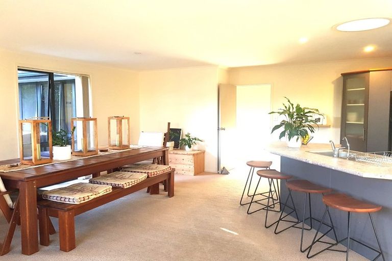 Photo of property in 1 Pat Bishop Place, Papamoa Beach, Papamoa, 3118