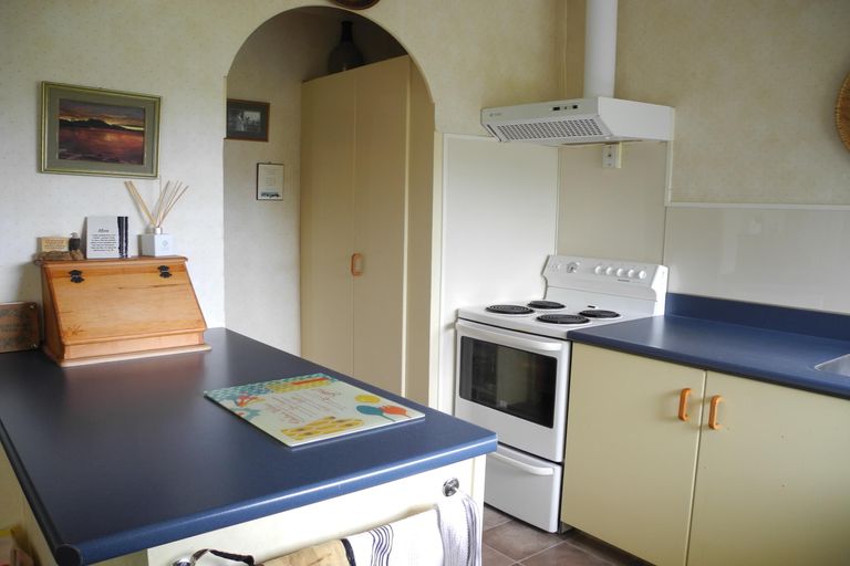 Photo of property in 48 Allan Street, Waimate, 7924