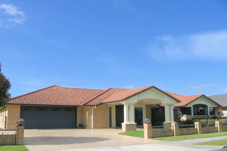 Photo of property in 8 Maple Place, Morrinsville, 3300