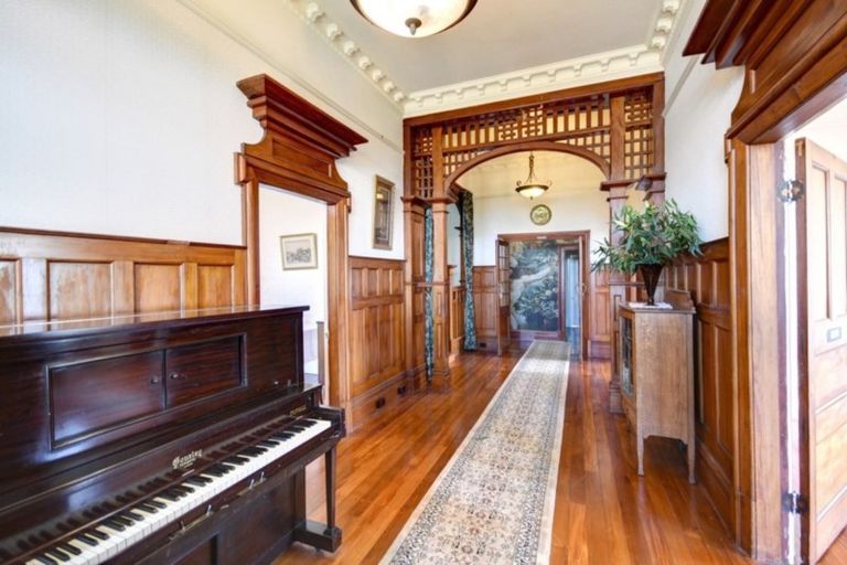 Photo of property in Claremont House, 24 Melrose Street, Roslyn, Dunedin, 9010