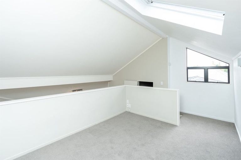 Photo of property in 12a Ashley Street, St Andrews, Hamilton, 3200