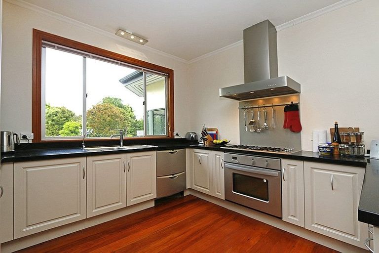 Photo of property in 232 Ngariki Road, Rahotu, Opunake, 4684