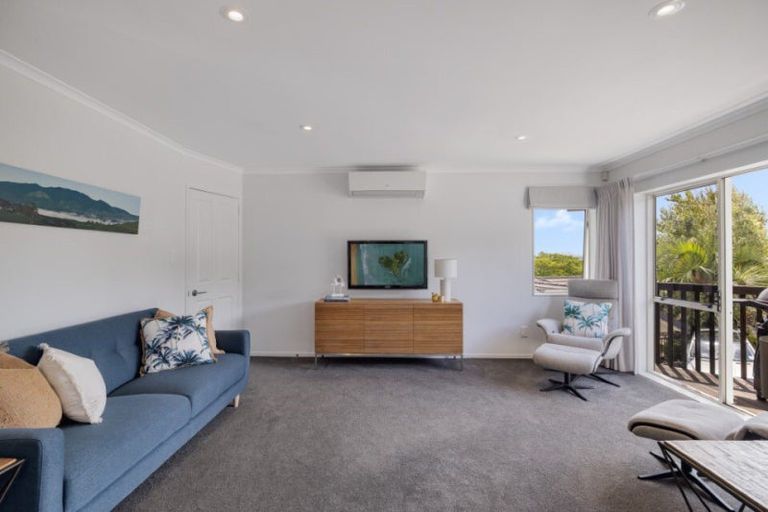 Photo of property in 16 Highmore Place, Brookfield, Tauranga, 3110